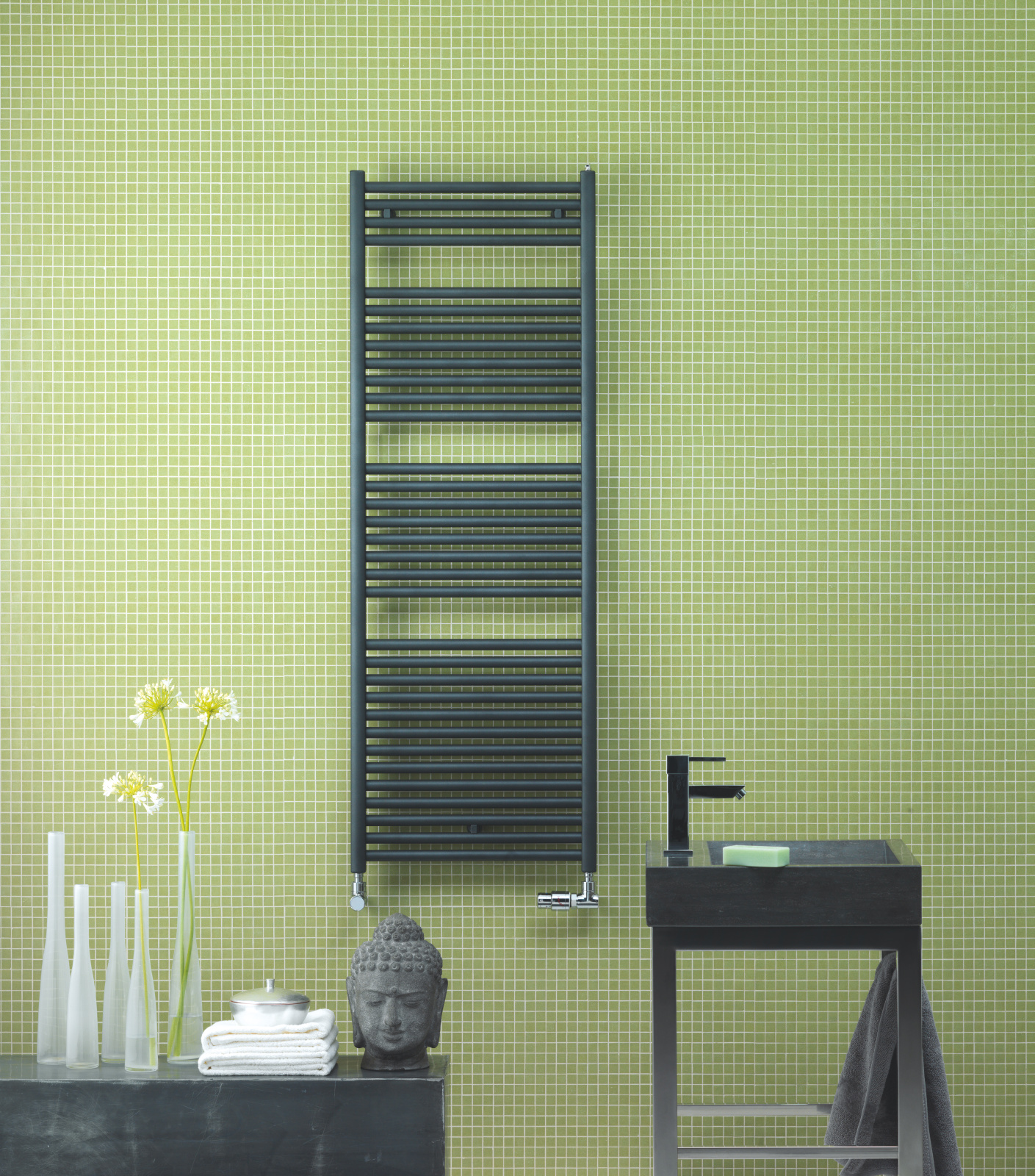 Rendering Zehnder Toga Decorative radiator Front view